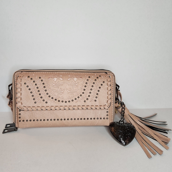 Handbags - Sam And Hadley Crossbody Blush Pink With Wristlet